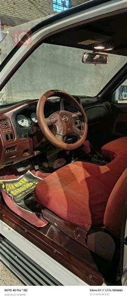 Nissan Pickup